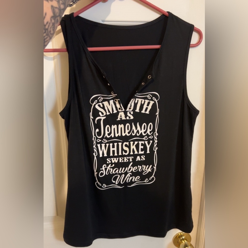 Black Graphic Sleeveless Top